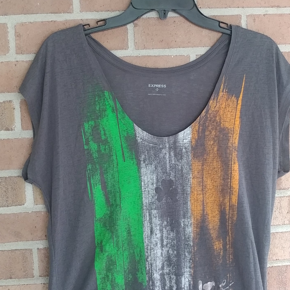 EXPRESS | Irish Flag Short Sleeve Graphic Tee